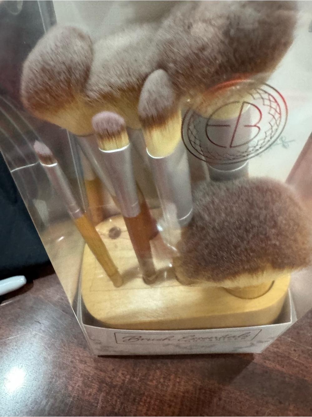 Essentials Makeup Brush Set in Brown and Silver (b1) - Picture 9 of 10